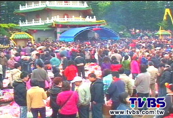 再遠都要回來　葉家後代祭祖湧萬人