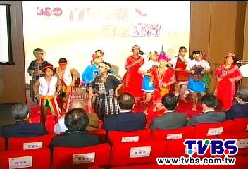 慶祝百年　影像紀錄外籍人士大愛