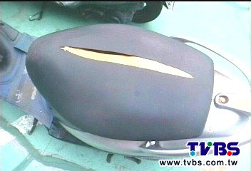 割人坐墊還割人臉　勸阻受傷縫37針