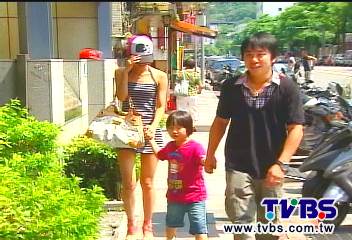 小彬彬又閃婚　娶小9歲西門町櫃姐