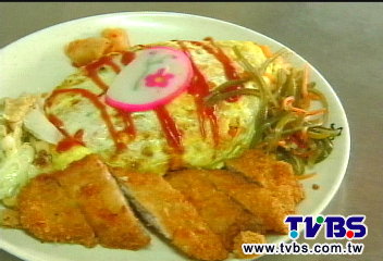 超滑嫩!黃金蛋包飯 日賣近百份