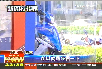 1:1玩具模型盒展車 吸引學生目光