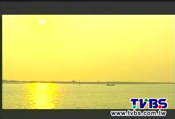 迎百年夕陽 最老鹽田打造白色意象