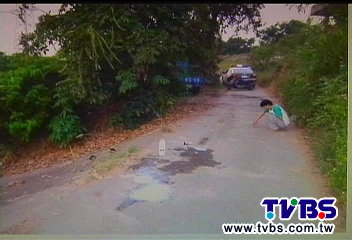 猜妻外遇釀2死!煮油潑鄰居 畏罪自盡