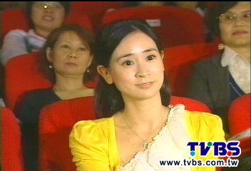 被追問離婚官司　李晶晶閃鏡頭狂奔