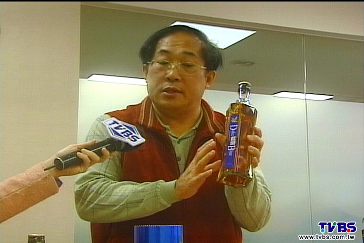 威士忌鬧雙包！「藍爵」仿「紳藍」　判賠150萬
