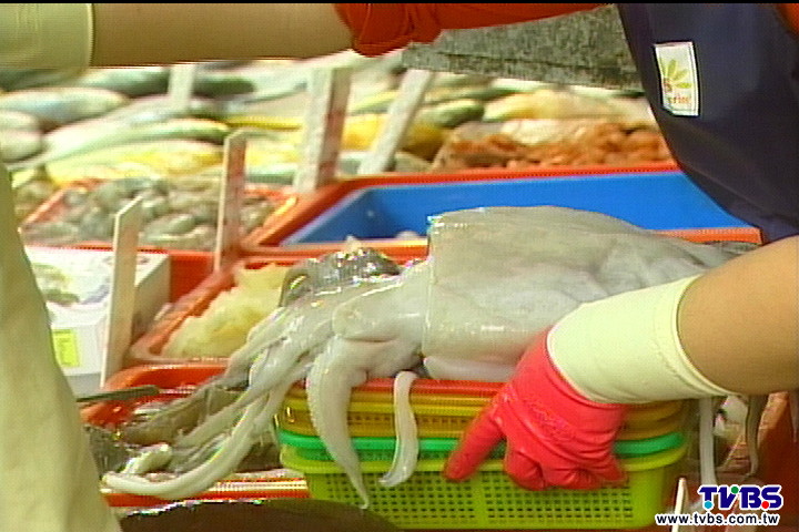 百元吃霜降牛配干貝　濱江推「抗漲鍋」