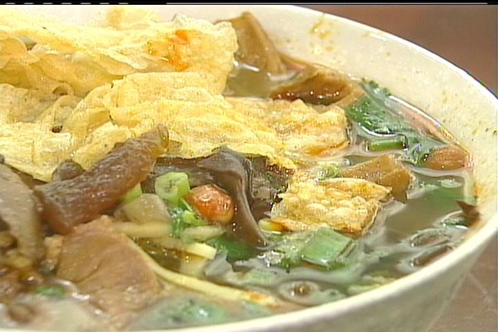 「螺螄粉」饕客愛 酸辣開胃湯頭鮮甜