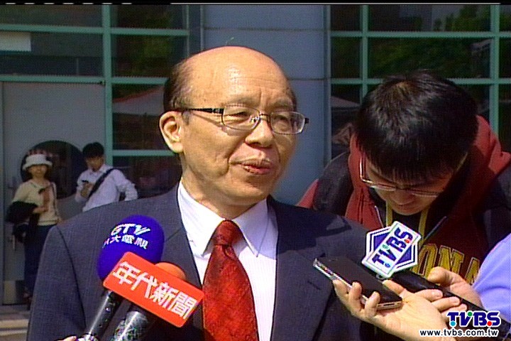 博士能否賣雞排？　台大校長重「心態方法」