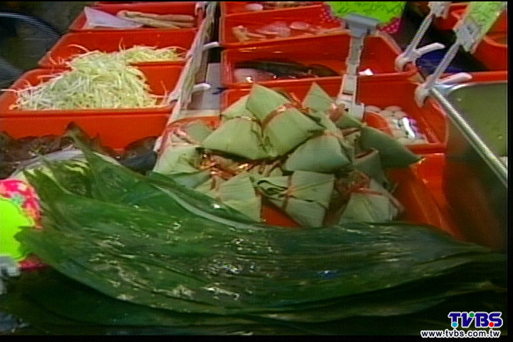 阿嬤包粽！2歲孫誤喝鹼水　食道腐蝕