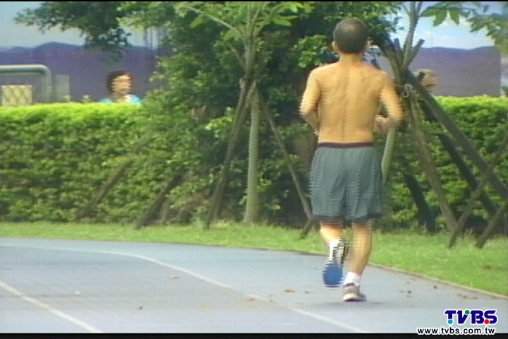 「虎叔」訓練4歲童 天天跑6500公尺