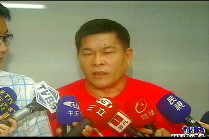 演哪齣？澎哥不辭了　身障歌手父不提告
