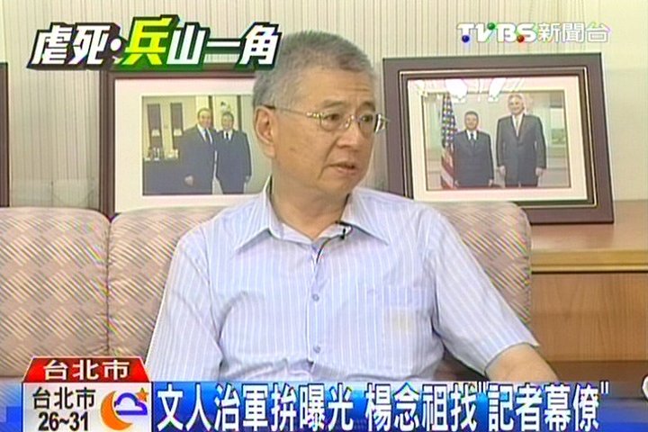 文人治軍拚曝光 楊念祖找「記者幕僚」