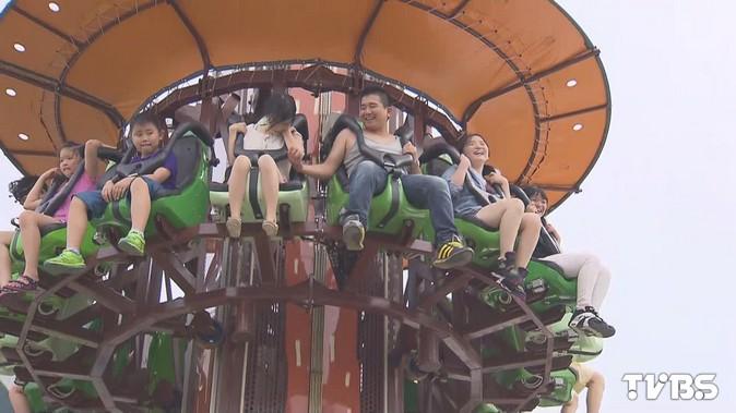叫越大聲越好玩！　樂園「試膽器材」人氣夯