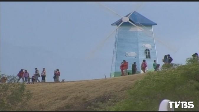 行李箱擋路! 民眾移開遭嫌控弄破花瓶