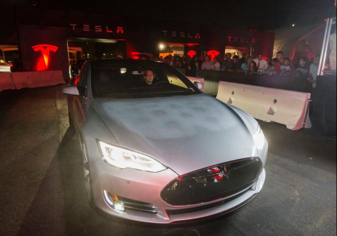 ​電動車界挑戰多　特斯拉跨界能源產業