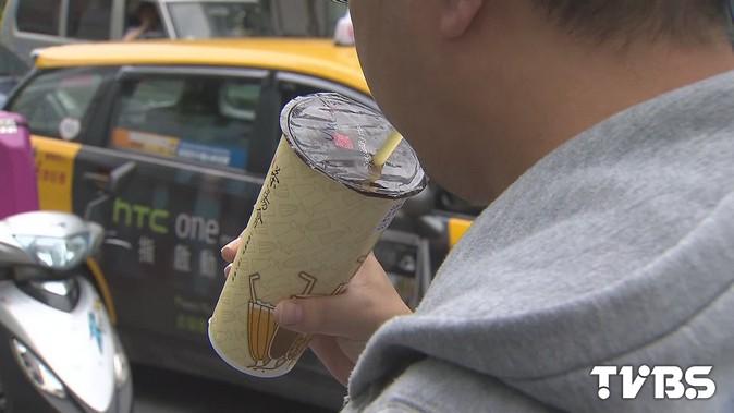台人年喝10億杯手搖 精神科:餐餐喝恐上癮