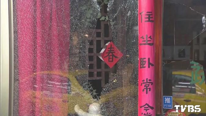碧潭風景區逞兇 三惡霸持球棒砸餐廳