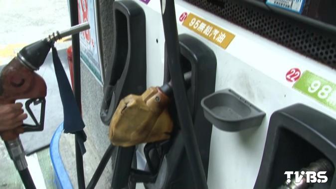 被坑?!加92油多算110元 加油站:機台出錯